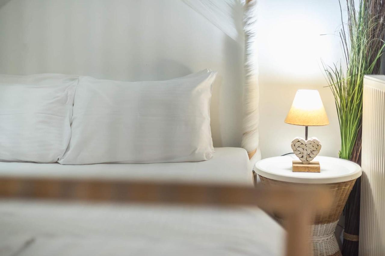Athenian Home Ngoại thất bức ảnh